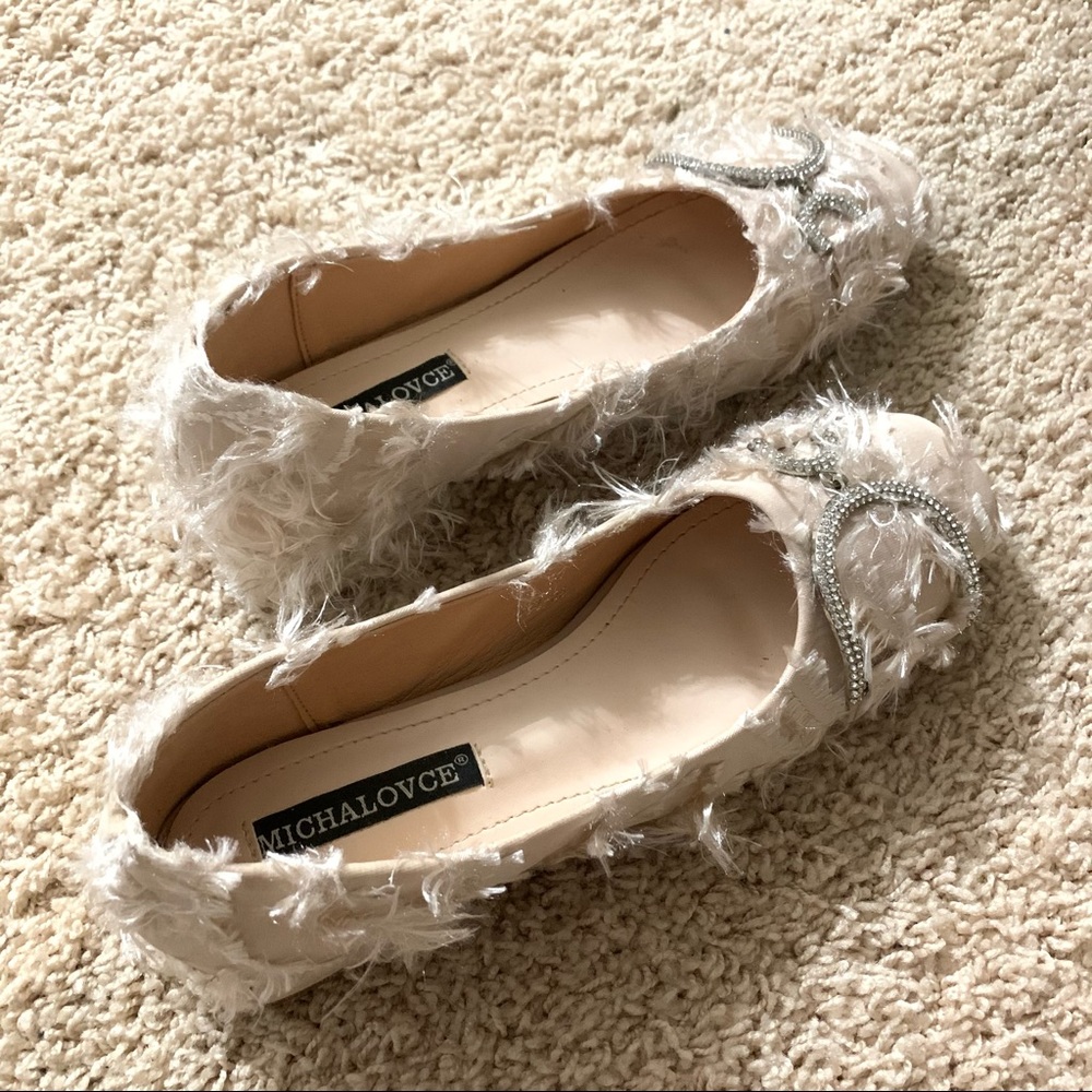 Heels - Picture 2 of 3